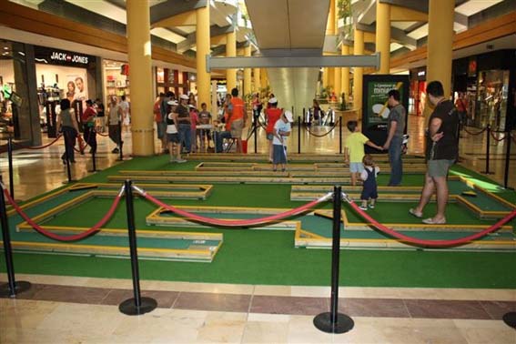 MINI GOLF